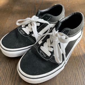 BOYS' VANS LITTLE KID WARD SKATE SHOES, size 13